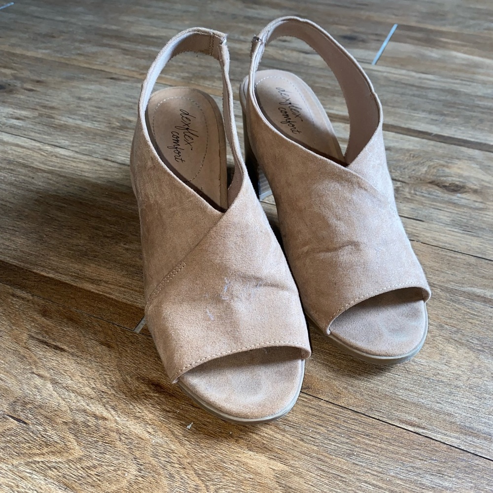 Nude heels